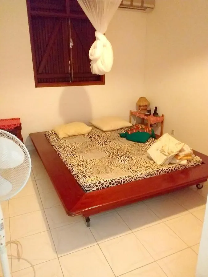 Apartamento Appartement Spacieux A Sainte Rose 120 M² Terrasse Ensoleillee